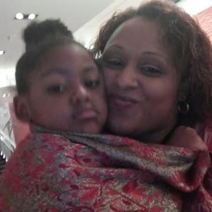 Meet your Posher, Dee