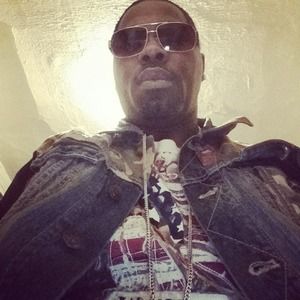 Meet your Posher, Elroy