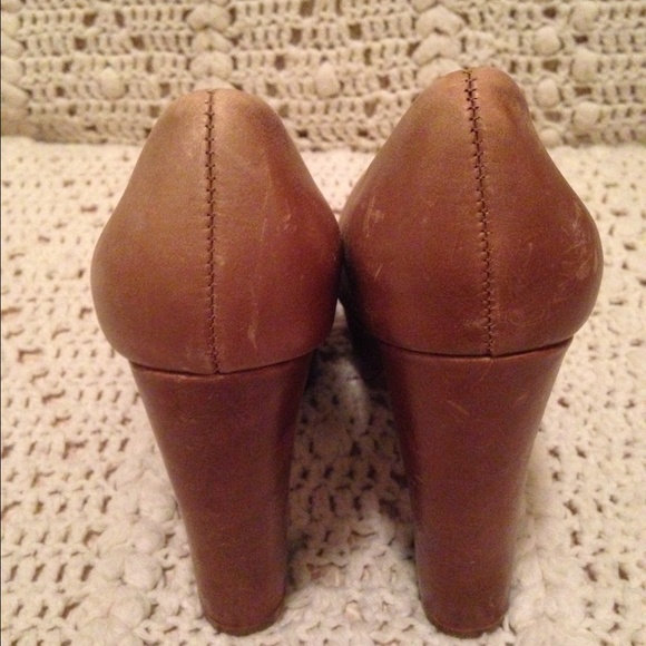 STEVE MADDEN Cognac Leather Pumps - Picture 3 of 4