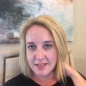 Meet your Posher, Jillian