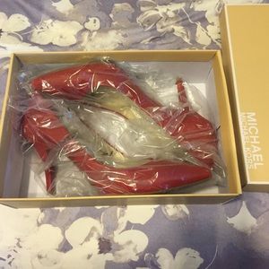 ❗️Final Price Red❗️Michael Kors Pointy Toe Pump