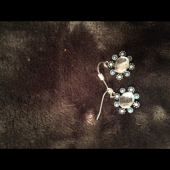 Turquoise/rhinestone earrings