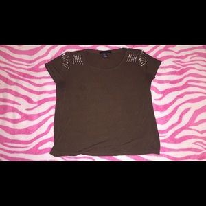 Studded short-sleeve