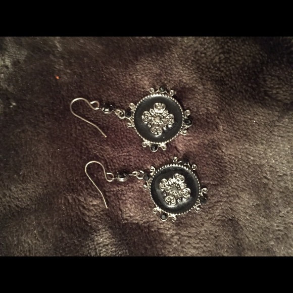 Black/silver earrings