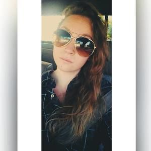 Meet your Posher, Courtney