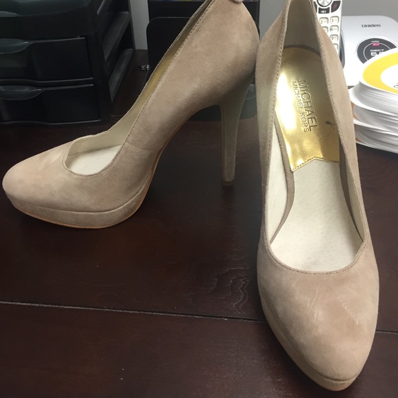 Michael by Michael kors pumps