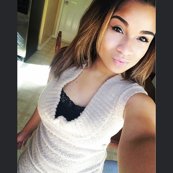 Fall sleeveless sweater - Picture 1 of 4