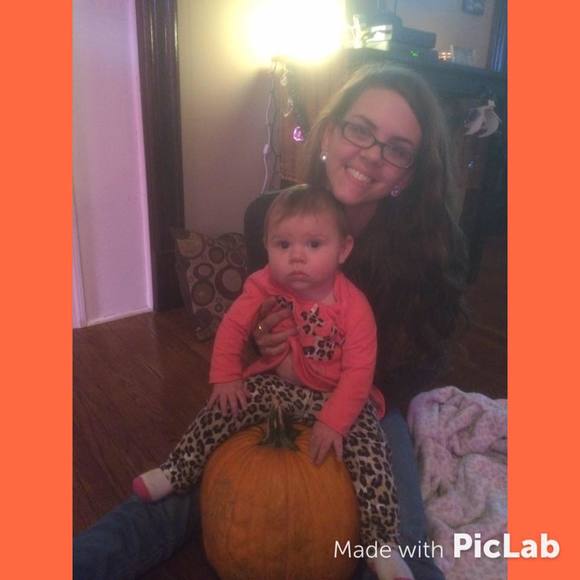 Meet your Posher, Alexandra - Picture 1 of 1