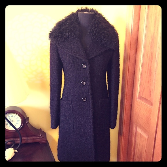 Winter bucle coat