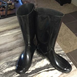 🔴PRICE LOWERED🔴COACH Rain boots BLACK,