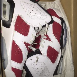 Air Jordan Carmine's