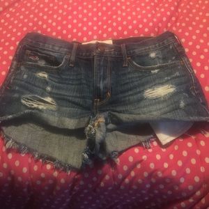 Hollister jean shorts size 5