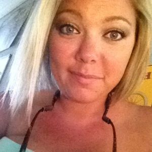 Meet your Posher, Selina