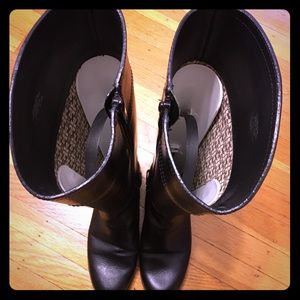 2nd Set Additional Pics Tory Burch Boots