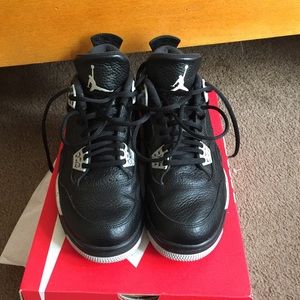 Jordan retro 4