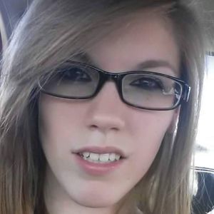 Meet your Posher, Katelyn