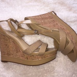 NUDE GIANNI BINI WEDGE HEELS