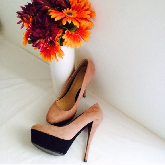 Zara Trafaluc collection nude heels