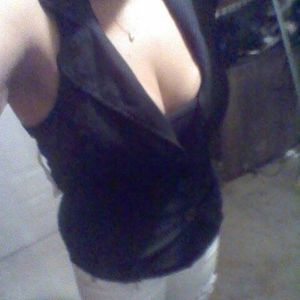 Meet your Posher, Merissa