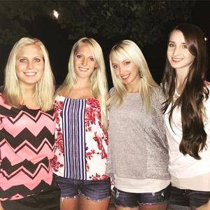 Meet your Posher, Julia