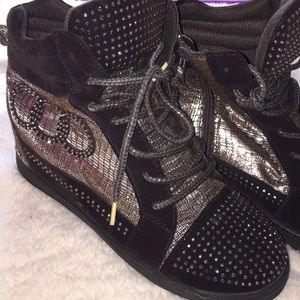 Rhinestone wedges