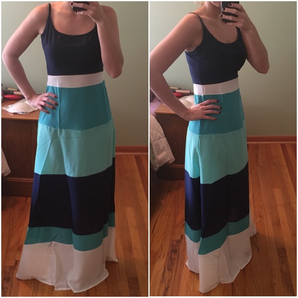 Colorblock Maxi Dress - Picture 3 of 3