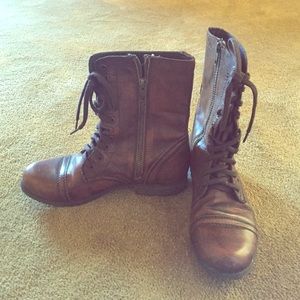 Steve Madden combat boots