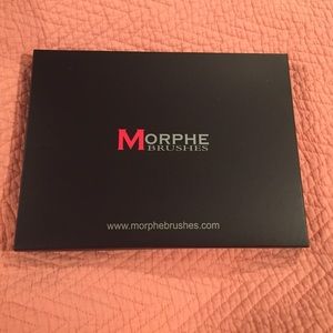 Morphe 35 color matte eyeshadow pallet