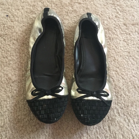 BCBG FLATS!