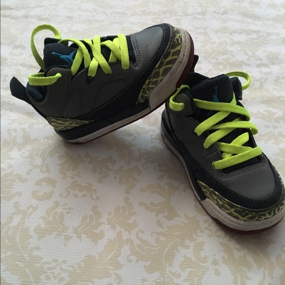 Toddler Jordan's size 6