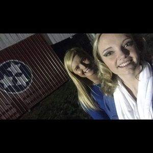 Meet your Posher, Jenna