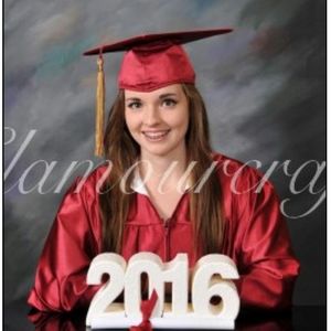 Meet your Posher, Hannah