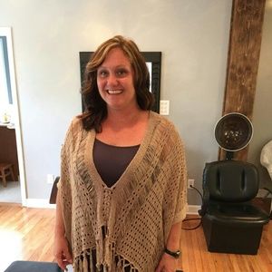 Meet your Posher, Angela