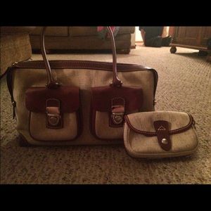 Dooney & bourke set authentic