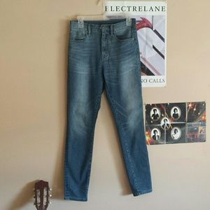 BDG High Waisted Twig Jean