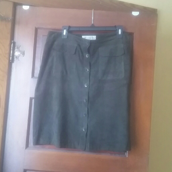 Suede skirt - Picture 1 of 1