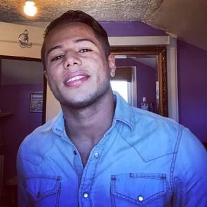 Meet your Posher, Aybaan