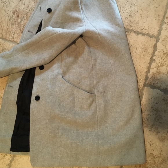 Aritzia Wilfred Peacoat - Picture 4 of 4