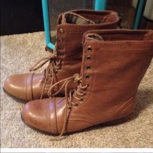 Steve Madden boots