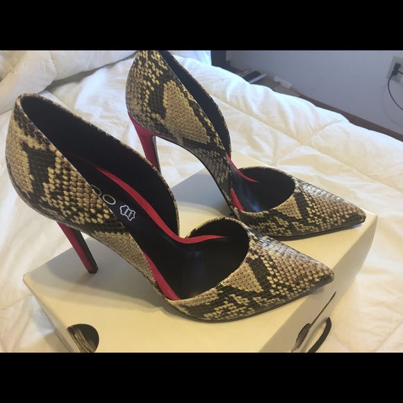 Aldo snake print & pink heel