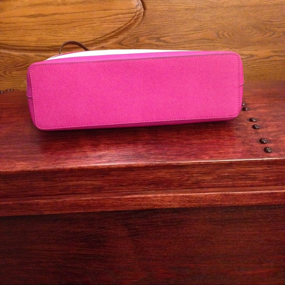 Michael Michael Kors, Jet Set Medium Travel Tote - Picture 3 of 4