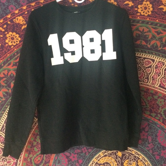 H&M sweatshirt