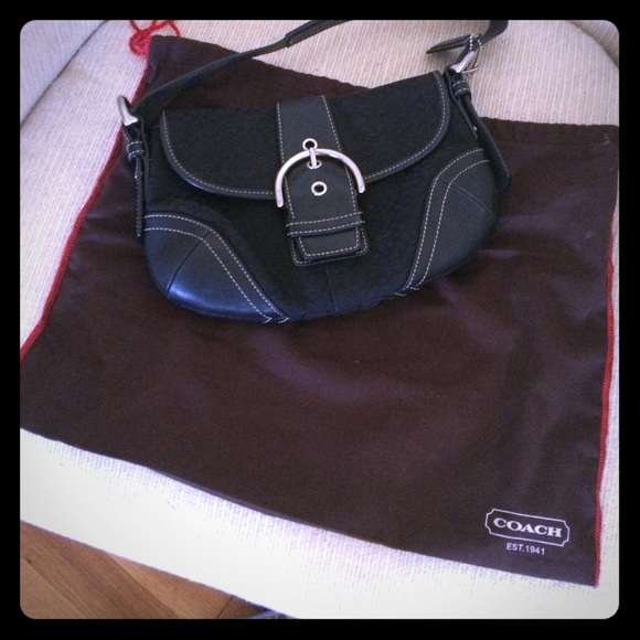 Coach bag barely worn