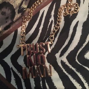 Statement necklace