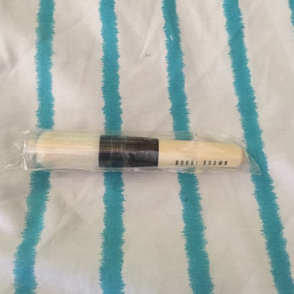 Bobbi Brown face blender