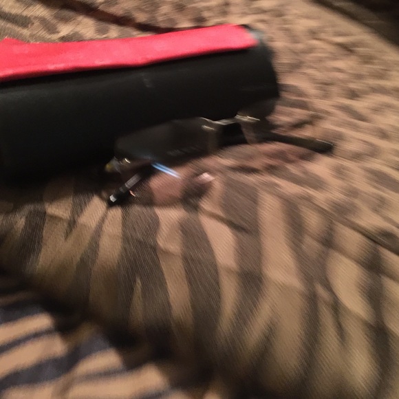 Prada Frames you can ad your lens gently worn - Picture 4 of 4