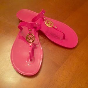 Adorable Michael Kors Jelly Sandals!