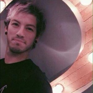 Meet your Posher, Ava