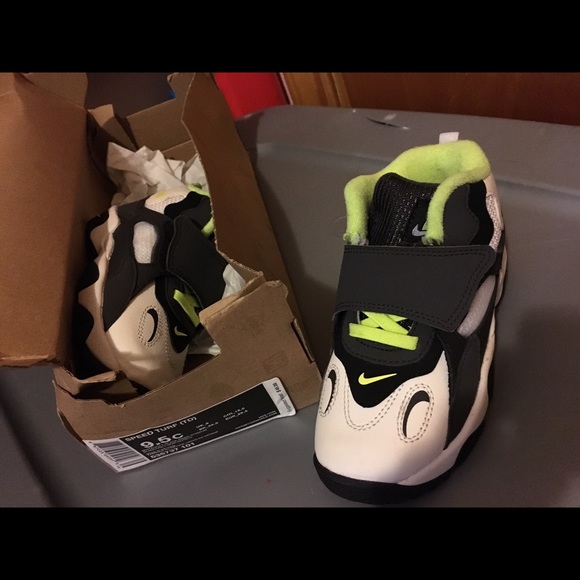 Nike speed turf size 9.5c