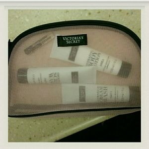 🌟💥Victoria's Secret Skin Care Shea Bag🌟💥